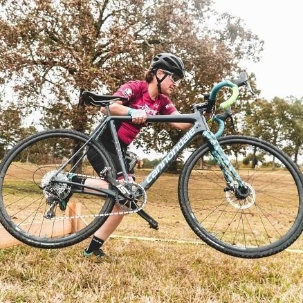 Surgeon, cyclist, Yankee city girl taking the South by storm.
@honeystinger Athlete
