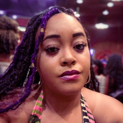 Just made a Twitter to write about a bad customer experience with T-Mobile as a new customer! So now I’m see what this Twitter life is about. Future 👩🏽⚕️