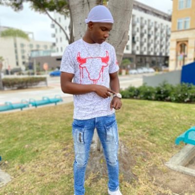 CofieldNehemiah's profile picture. USMC active🤙🏿
Fortnite Video editor and Player
Engaged❤️💍
Drumset Player
Have Fun and Chill