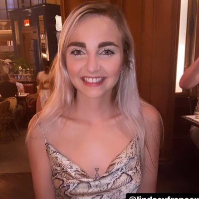 irrational fear of tech neck | watch my live-streams on Twitch! https://t.co/BeJRKqEVxQ