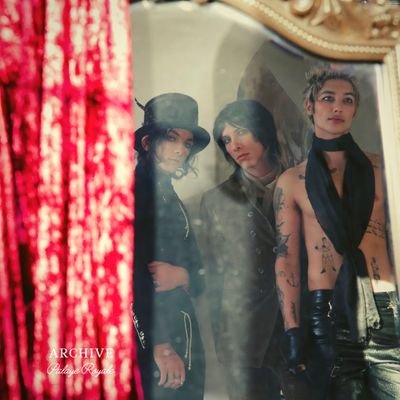 Daily media of @PalayeRoyale | fan account 🇧🇷
