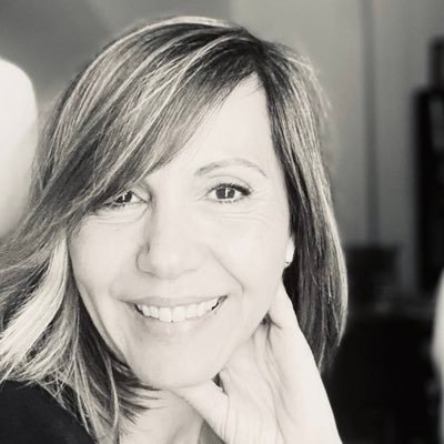 Blog mujeres +40 años ✨ Fundadora Mayte Pinto. Consultora #MarketingDigital ✨ CEO en https://t.co/a47OXKHQyc y https://t.co/wYq9drWjB5
