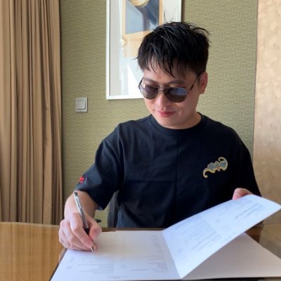 stanleyzwj's profile picture. Let's get connected and move on for fun.