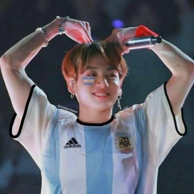 💜방탄소년단💜🧡Haikyuu🧡
♡ 정국 ♡국민♡
♡01/08/2014 BTS RWeL8 'Fan Meeting Brazil'
♡12/05/2017 BTS The Wings Tour 'Concert Chile'