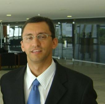 clodoliveira's profile picture. Bacharel em Ciências Contábeis e Direito. Executivo Público na Procuradoria Geral do Estado de São Paulo (2020 até a pres) e Secretaria da Educação (2013-2020).