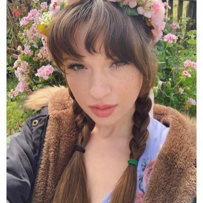 anna__blossom Profile Picture