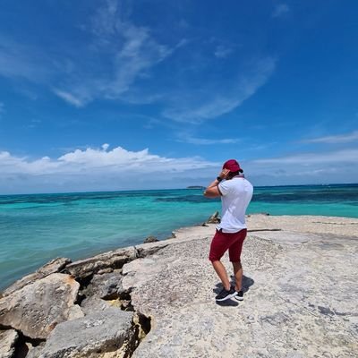 _WilsonVega's profile picture. Ensimismado.