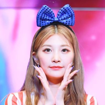 Minseo_kr's profile picture. #우아 #WOOAH #MINSEO #김민서 #민서
항상 민서를 응원해요😊😊🍭 HQ=❤💚🧡
가끔씩 타 멤버도 올라와요!!
2차가공❌.로고크롭❌.그외에 모든 문의는 디엠