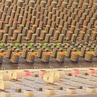 captaincarling1's profile picture. Basically living the dream ... love my family , my Adidas trainers and my vinyl collection.