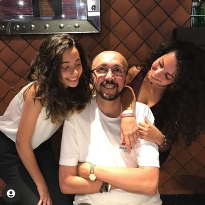 Periodista.
EFE
Mundo Deportivo
Isabadell
https://t.co/apEQFOqbtE
Los cínicos no valen para este oficio(Kapuscinski)
Pasión x la historia
LIVE TO TELL