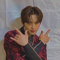 。゚• pasar stray kids •゚。 🗞 𖤐彡 (@pasarstraykids) 's Twitter Profile