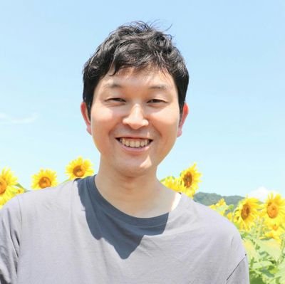 立憲民主党 香川三区総支部常任幹事
三豊市在住。三豊市民の身近な課題に寄り添う。包括的三豊市再生計画、農業者所得問題、公務員を含む労働者の処遇改善問題に取り組みます。認定新規就農者。

#若者の為の住宅福祉
#ブラック企業
#貧困世代
#当事者が政治を変える
#立憲民主党