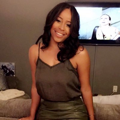 YourBritt's profile picture. living. loving. laughing a lot. making 👆🏽those two proud