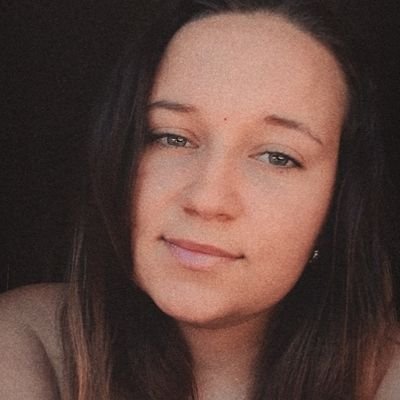 IG: szidonia_tordai
Tiktok: szidoniatordai