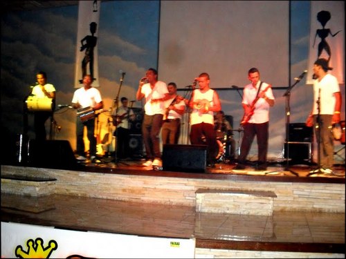Somos o Grupo ExaltaáCristo, um grupo de Pagode Gospel ! Que vem com propósito de levar a mensagem do evangelho de Cristo através do louvor...
