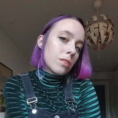 mlimlimlimlimli's profile picture. Hey it's me a 23 year old Swede who wishes she had more to paint