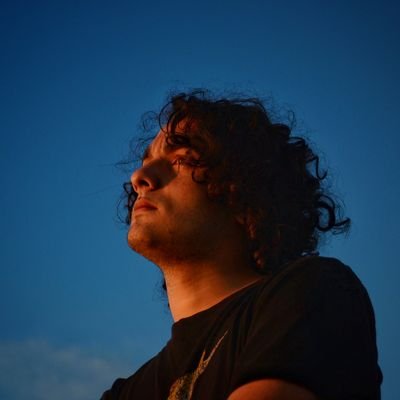 nrdstrmmusic's profile picture. My name is Peter👋
Electronic producer and tech geek in training🎹🎵📷🎤📱🖥️

Dreamer&Artist✨💫