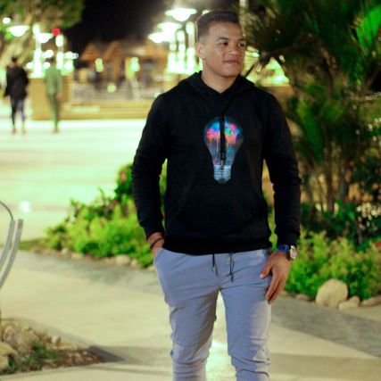 hazemmo82157615's profile picture. ‏شخصيه مشهوره