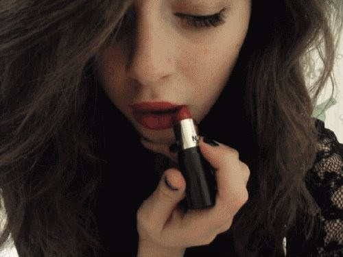 Uma garota feita de sonhos,músicas e fotografias.