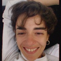zoe gotusso listening to cute music (@zoe_spotify) 's Twitter Profile