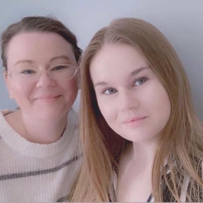 Mother-daughter team helping the U.K. express how they feel with the perfect gift. Tweets by Kerry #cfsme #MHHSBD #SBS #giftshop #giftshop #Homeware #giftideas