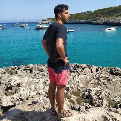 Casi Teleco, me gusta y practico los suficientes deportes (sobretodo BALONCESTO)