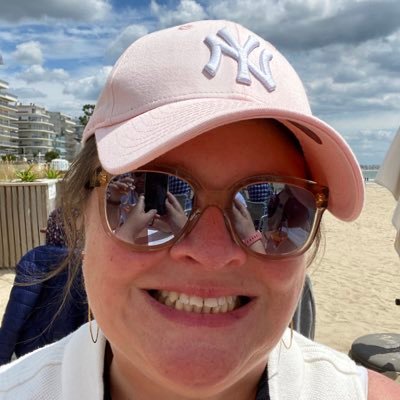 EconomieE's profile picture. 