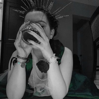 sugarpinkolivia's profile picture. Coffee runs through my veins and my tear stains are basically tattoos... oh, I’m an actress and writer of things♥️she/they♥️ 🏳️‍🌈