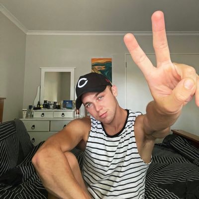 jono4president's profile picture. 