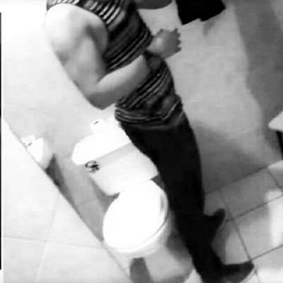 Robert55477841's profile picture. 