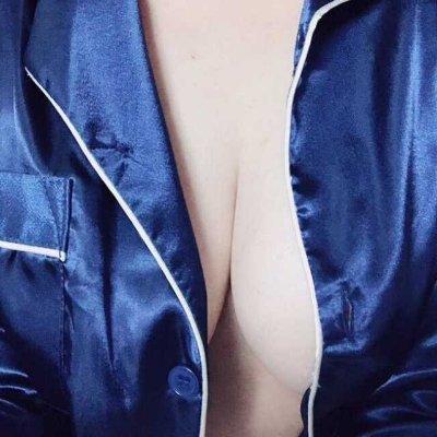 ほんとだれでもいいので今すぐヤりたい。とりあえず話聞いてほしいです🧡
セッ○ス依存症介護士のウラアカです🍦
LINE来てっ💘▶https://t.co/2qP9lQK9b3