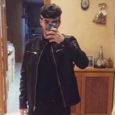 Y no tomo la vida tan enserio, porque al final de ella saldré muerto