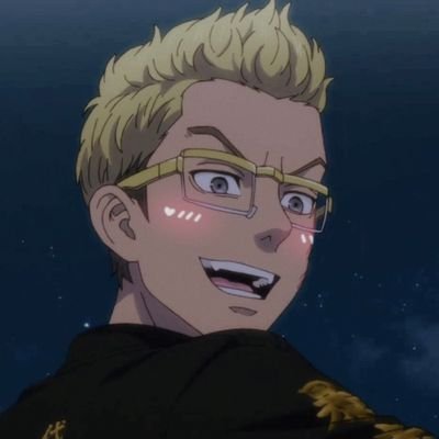 Ando por aquí para admirar fanarts de mis ships y OTPs. Estoy como DiSilverSoul en wattpad y Ao3 (aportando con fanfics mediocres/promedio). No sé usar Twitter.