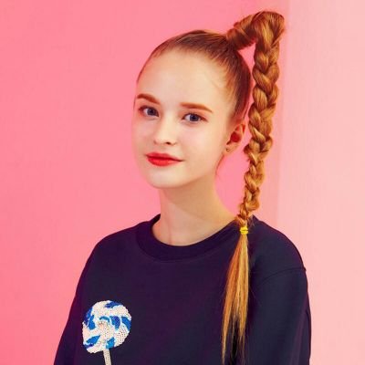 VickiGo37270852's profile picture. #FJB