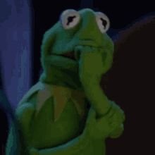 monyoncho_'s profile picture. Aspiring grown-up.