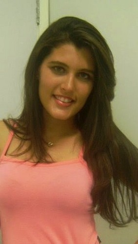 ' .Preciso ser o oposto do que o mundo é
Bater de frente com os meus desejos
Resistir o pecado até o fim
E uma hora ele fugirá de mim.