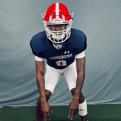 Freshman @Louisburg_FB CB ‘ 23 || 6’0 170 #SEATBELT TAP THAT HUDL LINK BELOW !