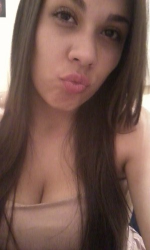 lhi_as's profile picture. Liberdade eá pouco, o que eu desejo ainda não teem nome .-.