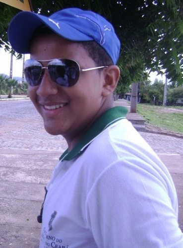 L A R I S S Y --- tih amuh com intesidadiih infinita
L A R E S S A-- tih amuh ²
M A N Ú----------- espercial dimais lora-lora
