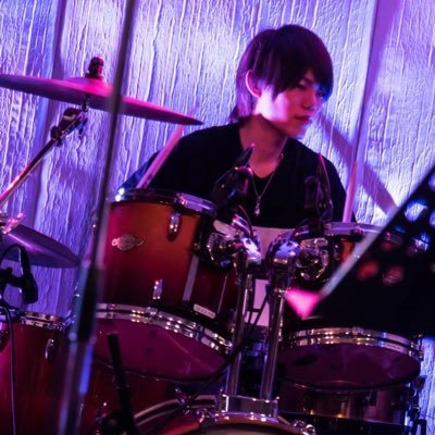 ドラム叩いてます。和歌山県出身。サッカーが好きです。お問い合わせはDM又はmakoto.f.drums@gmail.comまで 。 レッスンも承っております。https://t.co/KNEORwuMNm