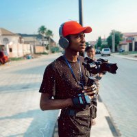 Your Favourite Videographer (@woledav) 's Twitter Profile