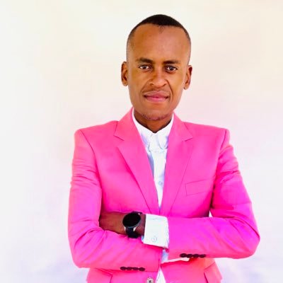 CEO : PMR MEDIA & ADVERTISING | Forty/40 Africa Award Winner 2023🏆 (Press/Printing & Publishing) | Philanthropist | Golfer | Golfer ⛳