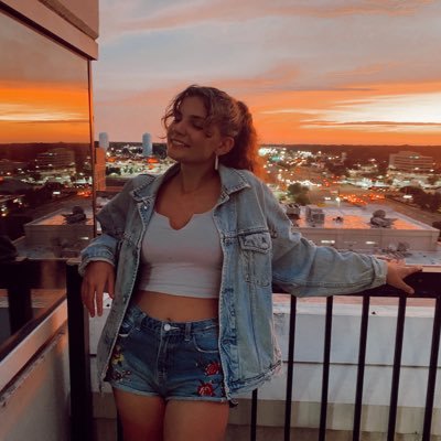 saraalemonn's profile picture. 
