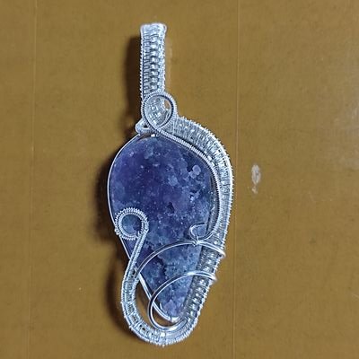 I am a gemstone seller from Indonesia, payment via PayPal and delivery via DHL EXPRESS thank you.