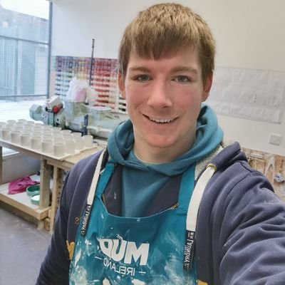 joshlyness's profile picture. 