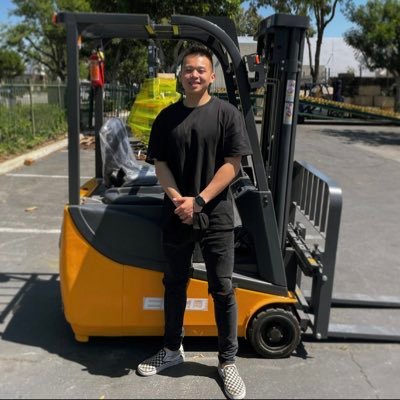 Territory Sales Manager at EKKO Material Handling Equipment Mfg Inc. 
We are a fast growing equipment manufacturer. 
Contact: Jason@ekkolifts.com (909) 572-8649