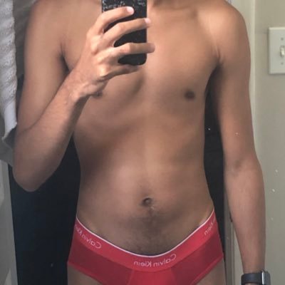 NSFW Just a pole looking to fill holes. https://t.co/ZyfUjLWebK