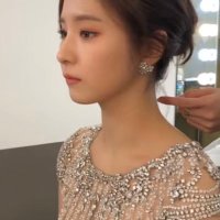 YUN (@yun19209704) 's Twitter Profile