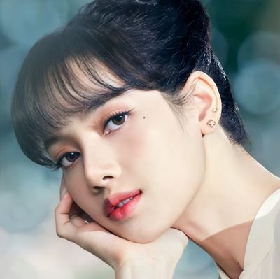 lala_fllr's profile picture. blink 🖤🌸