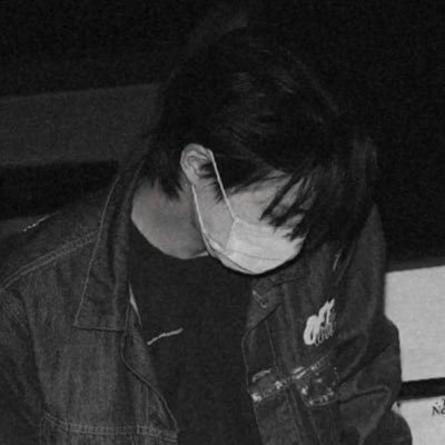 𝙸 𝚠𝚊𝚗𝚝 𝚝𝚑𝚎 𝚝𝚊𝚜𝚝𝚎 𝚘𝚏 𝚢𝚘𝚞𝚛 𝚕𝚒𝚙𝚜 .